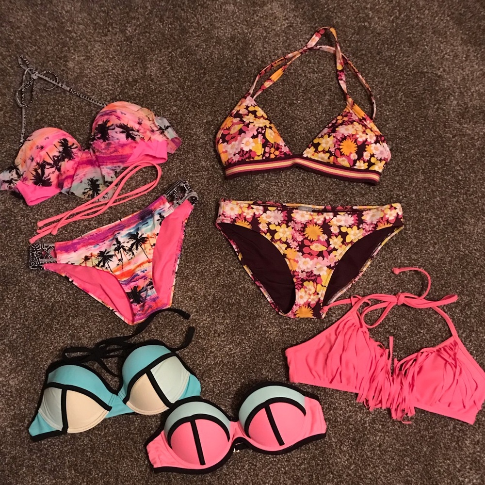 Size Small - 2 bikini swim suits & 3 bikini tops